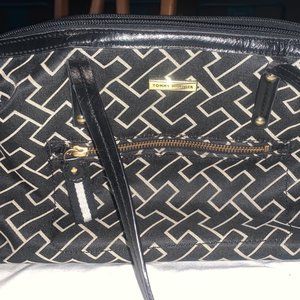 Tommy Hilfiger Handbag Purse
